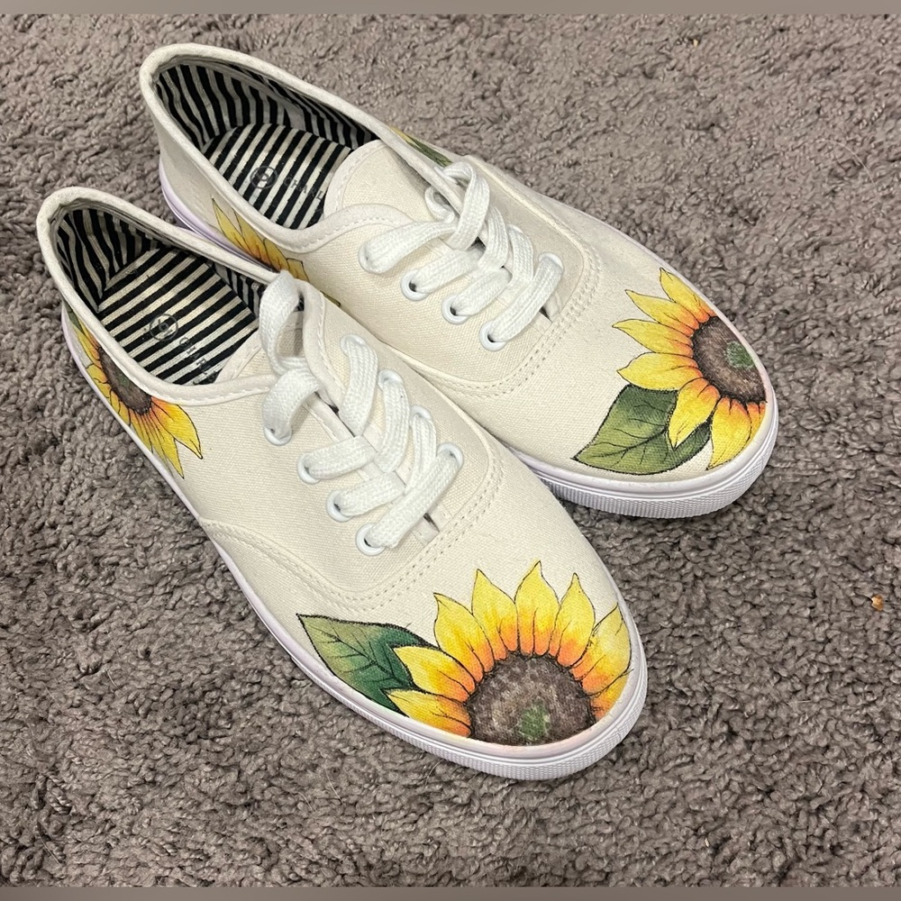 Charles Albert Sunflower Canvas Tennis Shoes, Size 6, Brand New